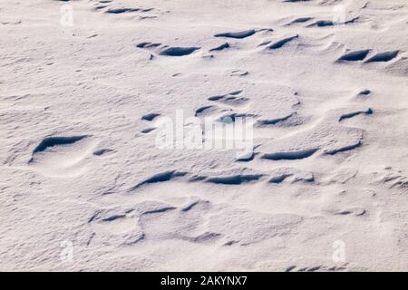 Close-up von Wind geformten Schnee Stockfoto