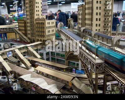 Urban Thema Modellbahn angezeigt bei einem Model Train show in Springfield, Massachusetts Stockfoto