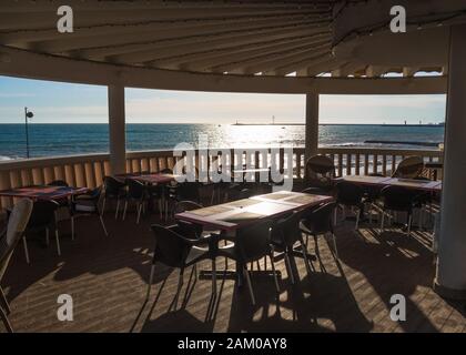 Café am Strand des schwarzen Meeres von Sotschi 05.09.2019 Stockfoto