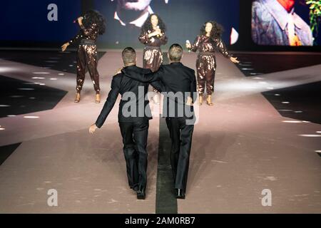 Mailand, Italien. 10 Jan, 2020. DSQUARED2 Herbst/Winter 2020/2021 Start- und Landebahn in Mailand auf der Modewoche Männer" Januar 2020 - Mailand, Italien 10/01/2020 | Verwendung der weltweiten Kredit: dpa/Alamy leben Nachrichten Stockfoto