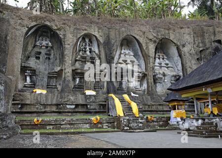 Die Felsen Schreine (11. Jahrhundert) von Gunung Kawi, in der Nähe von Ubud, Bali, Indonesien Stockfoto