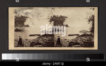 Die amerikanische Fallen, von der Anlegestelle der Fähre, Kanada Seite Blick auf die Niagara Fälle, Stromschnellen, Inseln, Hotels, Brücken, Zügen, Treppen, Fähren, Terrepin Tower, die sechs Nationen indischen Store, Touristen, Farmen in der Gegend und Blondin auf der Gratwanderung. Enthält vier handkolorierte Ansichten. Robert Dennis Sammlung von stereoskopische Ansichten. Einige Ansichten sind fotografiert von George N. Barnard (siehe: Davis, Keith F.: George N. Barnard, Fotograf von Sherman's Campaign, 1990.) Titel ausgedacht. Ansichten sind gezählt: 46, 125, 624, 626, 628, 630-633, 635, 637-639, 641, 643-648, 651, 665, 666, 832, 856, 879, 1369 13. Stockfoto