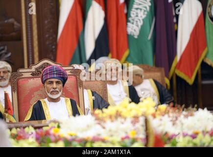 Muscat. 11 Jan, 2020. Datei Foto am Dez. 29, 2008 zeigt, omanische Sultan Qaboos bin, sagte al-sagte die 29. jährliche Gipfeltreffen der sechs Mitgliedstaaten des Golfkooperationsrats (GCC) in der omanischen Hauptstadt Muscat gehalten. Der Sultan von Oman Qaboos bin Said, der Oman für fast ein halbes Jahrhundert regiert, verstorben im Alter von 79 Jahren am Abend des 14.01.10, 2020, Oman Nachrichtenagentur berichtete Anfang Samstag. Quelle: Xinhua/Alamy leben Nachrichten Stockfoto