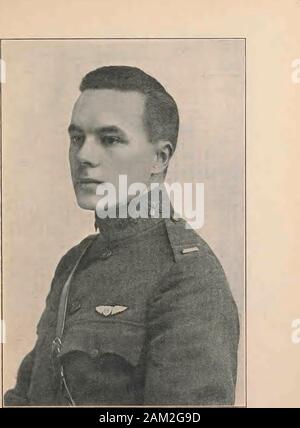 New England aviators 1914-1918; ihre Portraits und ihre Aufzeichnungen. von 1917, und war sentoverseas seine Ausbildung in England fortzusetzen, in Oxford, Grantham, Lincoln, Tadcaster, und Turnberry; auch in Ayr, Schottland. Dieser Kurs ab Sept. 1917 verlängert, bis März 1918, und onApril 2, 1918 wurde er nach Frankreich, wo er andie 17 Aero Squadron befestigt war, und an die Front. Er war auf activeduty bis 12.08.3, wenn Er hatte zwei Wochen Urlaub, die er spentin England. Nach seiner Rückkehr nach Frankreich wurde er Flug Com - Mander und führte mit seinem Patrouille in einem Kampf mit feindlichen Flugzeuge onAug. 26, wh Stockfoto