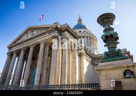 PARIS/FRANKREICH - September 19, 2019: Das Pantheon auf Sainte Genevieve Berg Stockfoto