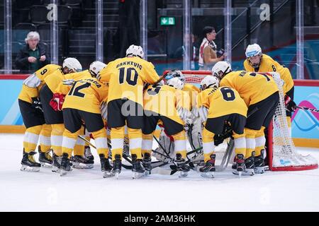 Lausanne, Schweiz. 11 Jan, 2020. 11.01.2020, Lausanne, Vaudoise Arena, YOG 2020 Eishockey 3 auf 3 - Qualifikation Tag 2 Credit: SPP Sport Presse Foto. /Alamy leben Nachrichten Stockfoto