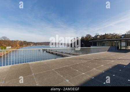 Essen - Blick auf Baldeney Barrage und Blick auf den Baldeney See, Nordrhein-Westfalen, Deutschland, Essen, 23.02.2019 Stockfoto