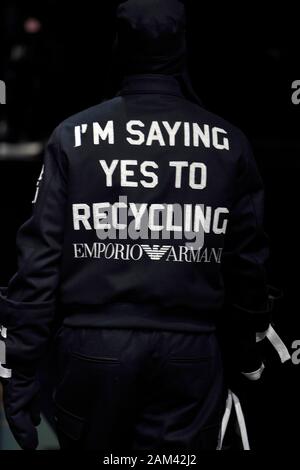 Mailand, Italien. 11 Jan, 2020. Mailänder Modewoche, Männer Herbst Winter. 2020 2021 Mailand, Männermode Herbst Winter 2020 2021. Emporio Armani Bild: Modell Credit: Unabhängige Fotoagentur/Alamy leben Nachrichten Stockfoto