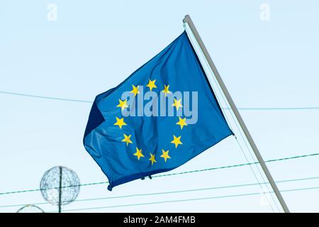 EU-Flagge in Coimbra Portugal Stockfoto