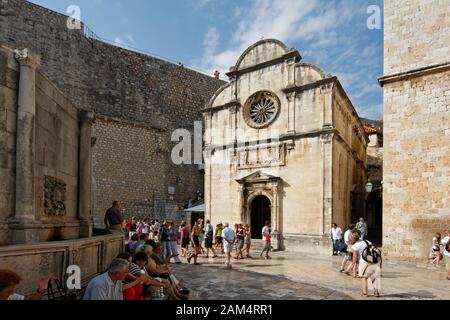 Franziskaner Kloster und großer Onofrio-brunnen, Dubrovnik, UNESCO-Weltkulturerbe, Kroatien Stockfoto