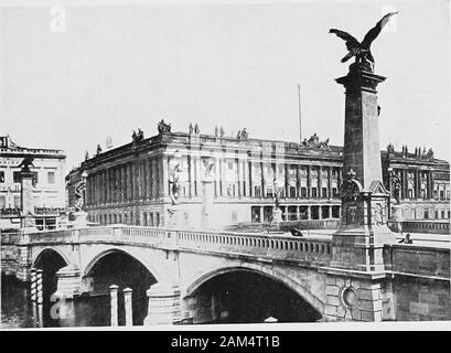 Der Handel der Welt. Foto lij Bruwo Bros London Royal Exchange. Foto: Braun Bros Die Bourse, Berlin. Handel STEATEGY 5 Handel. Die Regierungen können Maßnahmen initiieren, treatiesmay sicher gewisse Rechte, das große Geld kaufen oder powersmay. Eisenbahnen bauen, subventionierte Dampfer mayvisit jedem Hafen, und sogar große Kriege kann befought und doch nichts bei der Förderung thepurpose auf all diese Dinge, es sei denn, der Händler aggressor Nation ofthe sichern diese größeren eventswith im ruhigen, aber wirksame Kraft des individualbargain von Männern, die wissen, wie underselltheir Konkurrenten angeboten. S Stockfoto