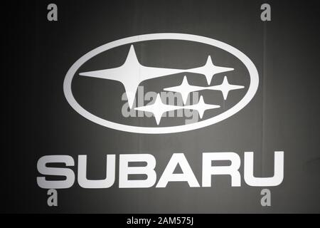 Chiba, Japan. 11 Jan, 2020. Ein Subaru Logo ist während der Tokyo Auto Salon 2020 in Makuhari Messe International Convention Complex gesehen. Tokyo Auto Salon ist ein Automobil Ausstellung, präsentieren ihre neuesten technologischen Lösungen und Produkte für die Autos. Die Messe läuft vom 10. Januar bis 12. Credit: Rodrigo Reyes Marin/ZUMA Draht/Alamy leben Nachrichten Stockfoto