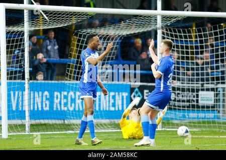 Dover, Großbritannien. 11 Jan, 2020. Nicke Kabamba feiert zählen während der Vanarama nationalen Liga Match zwischen Dover athletischen und Hartlepool United am Crabble athletische Boden, Dover am Samstag, den 11. Januar 2020. (Credit: Matt Bristow | MI Nachrichten) Credit: MI Nachrichten & Sport/Alamy leben Nachrichten Stockfoto