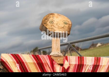 Die stanghow Vogelscheuchen 2019, Teil der North Yorkshire Scarecrow Festival. Stockfoto