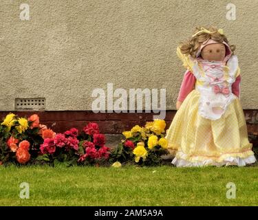 Die stanghow Vogelscheuchen 2019, Teil der North Yorkshire Scarecrow Festival. Stockfoto