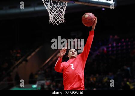 Braunschweig, 14. Dezember 2019: Basketballspieler Nelson Weidemann im Aufwärmtraining vor dem Bundesliga-Pokal im Einsatz Stockfoto