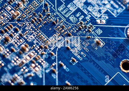 Platine mit Chips und radio Komponenten Elektronik gedruckt Stockfoto