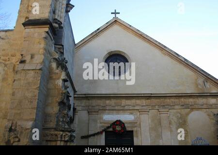 Die Kirche Sankt Julian der Armen ist eine melkitische Griechisch-katholische Pfarrkirche in Paris und eines der ältesten religiösen Gebäude der Stadt. Stockfoto