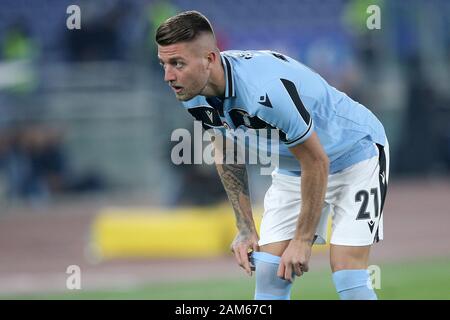 Rom, Italien. 02 Juli, 2019. Sergej Milinkovic-Savic der SS Lazio während der Serie ein Match zwischen Latium und Napoli im Stadio Olimpico, Rom, Italien Am 11. Januar 2020. Foto von Luca Pagliaricci. Credit: UK Sport Pics Ltd/Alamy leben Nachrichten Stockfoto