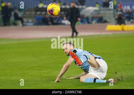 Rom, Italien. 02 Juli, 2019. Manuel Lazzari der SS Lazio während der Serie ein Match zwischen Latium und Napoli im Stadio Olimpico, Rom, Italien Am 11. Januar 2020. Foto von Luca Pagliaricci. Credit: UK Sport Pics Ltd/Alamy leben Nachrichten Stockfoto