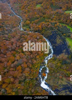 Wasserfälle des Flusses Gándara, La Gándara, Soba Valley, Valles Pasiegos, Alto Ason, Kantabrien, Spanien, Europa Stockfoto