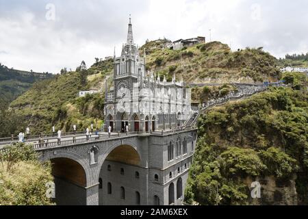 Santuario Nuestra Señora de las Lajas (Las Lajas), eine neugotisch-katholische Basilika, die in einer Schlucht, Ipiales, Kolumbien, erbaut wurde Stockfoto