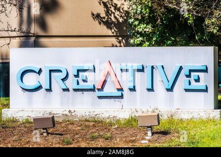 Okt 9, 2019 Milpitas/CA/USA - Creative Offices in Silicon Valley; Creative Technology Ltd. (In den Vereinigten Staaten als Creative Labs bekannt) ist ein Glob Stockfoto