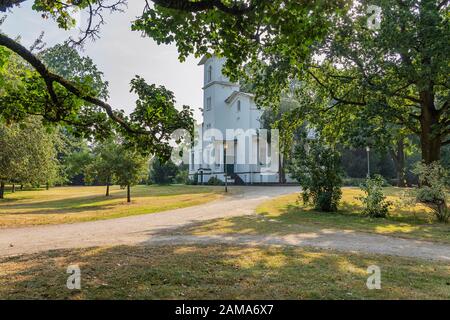 Krefeld - Vorderansicht Haus Schoenhausen, in der Mitte des 19. Jahrhunderts den Strickwarenhersteller Karl Huegel gebaut die Villa im italienischen Styl Stockfoto