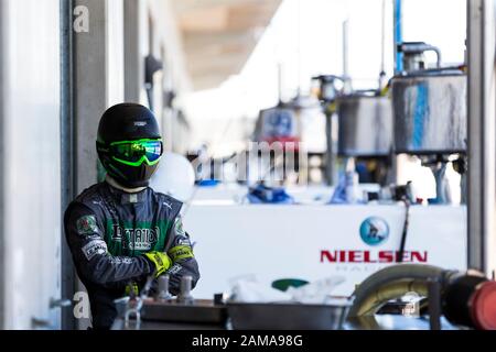 Tailem Bend, Australien. .12. Januar 2020 The Bend Motosport Park, Tailem Bend, South Australia, Australien; Asian Le Mans, 4 Stunden Bend, Race Day; D'Station Racing GT Mechanic - Editorial Use Credit: Action Plus Sports Images/Alamy Live News Stockfoto