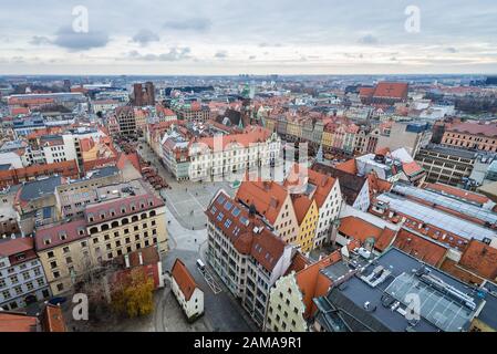 Luftbild von der Garnisonkirche in Der Altstadt von Wroclaw, Polen - Blick auf Den Marktplatz Stockfoto