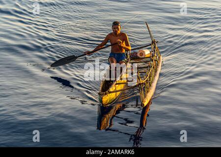 Outrigger Canoe auf der Yanaba Island, Papua-Neuguinea Stockfoto