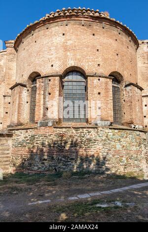 THESSALONIKI, Griechenland - 22. SEPTEMBER 2019: Rotunde römischer Tempel im Zentrum der Stadt Thessaloniki, Zentralmakedonien, Griechenland Stockfoto