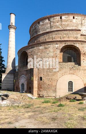 THESSALONIKI, Griechenland - 22. SEPTEMBER 2019: Rotunde römischer Tempel im Zentrum der Stadt Thessaloniki, Zentralmakedonien, Griechenland Stockfoto