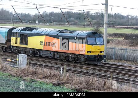 Diesellokomotive der British Rail Class 60 Co.-Co. Schwere Güterkraftstoff-E. Gebaut von Brush Traction. Ncknamed Schlepper. Stockfoto