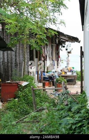 Fischerdorf auf Ko Samui, Thailand. Streetlife Stockfoto