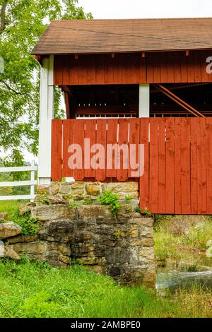 Trostletown Covered Bridge, Stoystown Lions Club Park, Quemahoning Township, PA Stockfoto