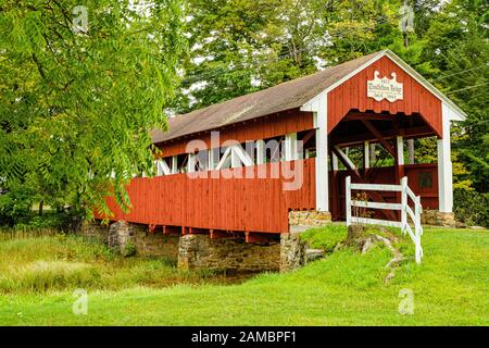 Trostletown Covered Bridge, Stoystown Lions Club Park, Quemahoning Township, PA Stockfoto