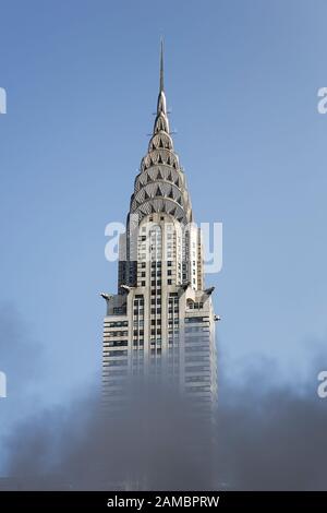 New YORK, USA - 26. AUGUST 2017: Blick auf das Chrysler Building in New York City. Es ist das höchste Ziegelgebäude der Welt mit einem Stahlrahmen, com Stockfoto