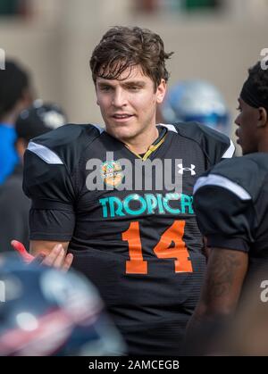 DeLand, FL, USA. Januar 2020. Nationalmannschafts-Quarterback Tom Flacco (14) während College Football All Star Game im SPIRAL Tropical Bowl zwischen American (White) und National (Black0 im Spec Martin Stadium in DeLand, Fl. Romeo T Guzman/CSM/Alamy Live News Stockfoto