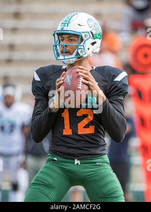 DeLand, FL, USA. Januar 2020. Nationalmannschafts-Quarterback Justin Mcmillan (12) während College Football All Star Game im SPIRAL Tropical Bowl zwischen American (White) und National (Black0 im Spec Martin Stadium in DeLand, Fl. Romeo T Guzman/CSM/Alamy Live News Stockfoto