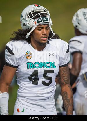 DeLand, FL, USA. Januar 2020. American Team Linebacker Romeo Finley (45) während College Football All Star Game im SPIRAL Tropical Bowl zwischen American (White) und National (Black0 im Spec Martin Stadium in DeLand, Fl. Romeo T Guzman/CSM/Alamy Live News Stockfoto