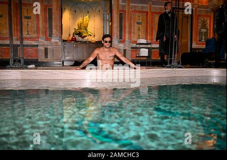 Mailand, Italien. Januar 2020. Milan, Milan Fashion Week, Man Fall Winter 2020/2021. Milan Herren Mode Herbst Winter 2020/21. Milliardär Pictured Presentation: Model Credit: Independent Photo Agency/Alamy Live News Stockfoto