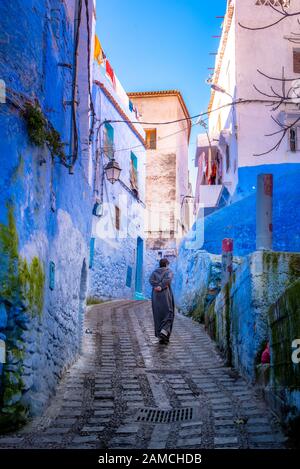 Chefchaouen, eine Stadt mit blau bemalten Häusern und engen, schönen, blauen Straßen, Marokko, Afrika Stockfoto