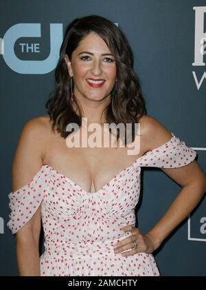 Santa Monica, Kalifornien, USA. Januar 2020. D'Arcy Carden nimmt am 12. Januar 2020 in Santa Monica, Kalifornien, an den 24. Jährlichen Critics' Choice Awards im Barker Hangar. Foto; Crash/imageSPACE/MediaPunch Credit: MediaPunch Inc/Alamy Live News Credit: MediaPunch Inc/Alamy Live News Credit: MediaPunch Inc/Alamy Live News Stockfoto