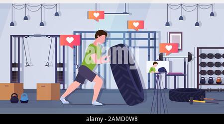 Fitness-Blogger Flipping eines Reifentrainers Streaming Live-Aufnahme Video mit Smartphone-Kamera auf Stativ Sport Aktivität Workout Blogging gesund Lifestyle Konzept Gym Innen horizontal volle Länge Vektor Illustration Stock Vektor