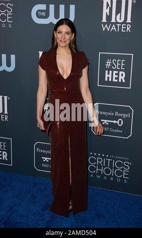 Santa Monica, Kalifornien, USA. Januar 2020. Sarah Levy nimmt am 12. Januar 2020 in Santa Monica, Kalifornien, an den 24. Jährlichen Critics' Choice Awards im Barker Hangar. Kredit: MediaPunch Inc/Alamy Live News Stockfoto