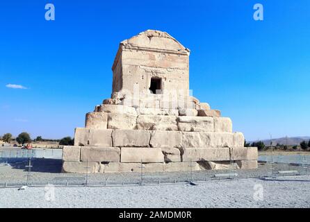 Die wichtigsten iranischen Denkmal - Grabmal des Kyros, Pasargadae, Provinz Fars, Iran. Weltkulturerbe der UNESCO Stockfoto