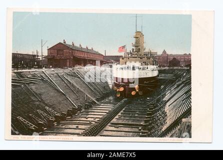 The Great Dry Dock (Shipyard), Newport News, Va Postcard-Seriennummer: 9122 Wurde Detroit Publishing Company. Neuer Aufdruck mit Künstler-Palettenmarke. Enthaltene Bilder mit Daten vor 1906.; The Great Dry Dock (Shipyard), Newport News, Va. Stockfoto