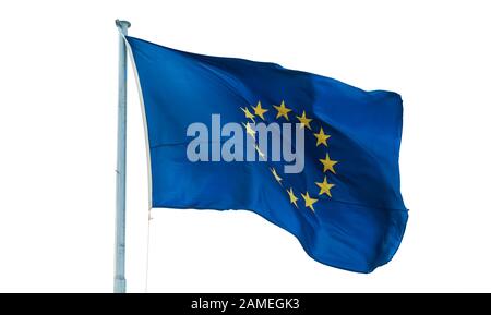 Flagge der Europäischen Union am Fahnenmast isoliert auf weißem Hintergrund Stockfoto