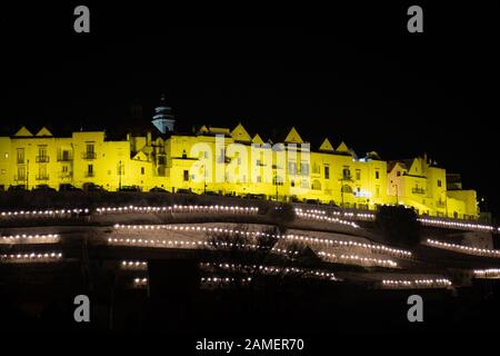 Lecce, Apulien, Italien, Europa, schöne Nacht Blick auf die Stadt Stockfoto